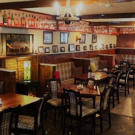 Danagher'S Hotel Cong Bagian luar foto